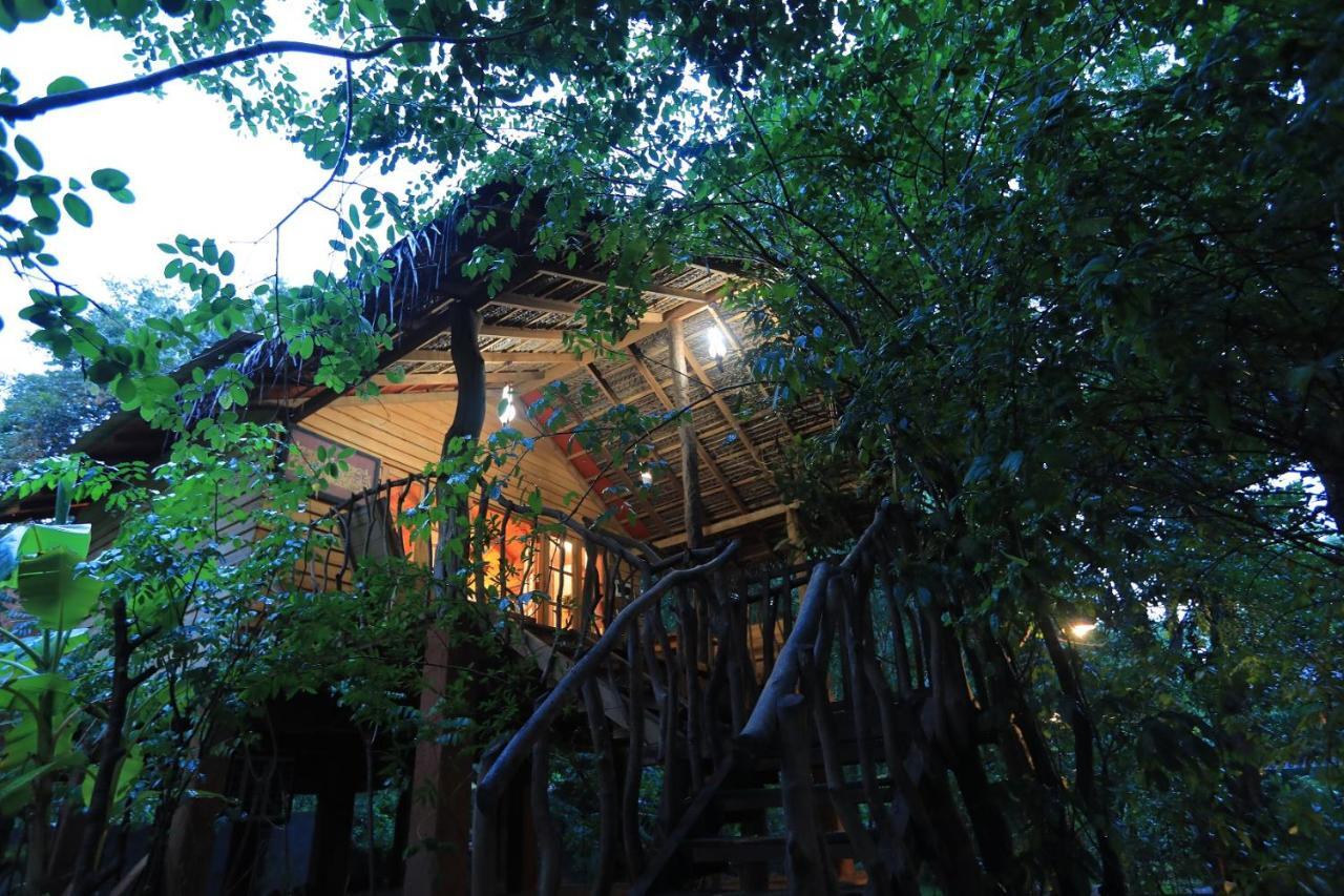 Habarana Tree House Mutu Village Exterior foto